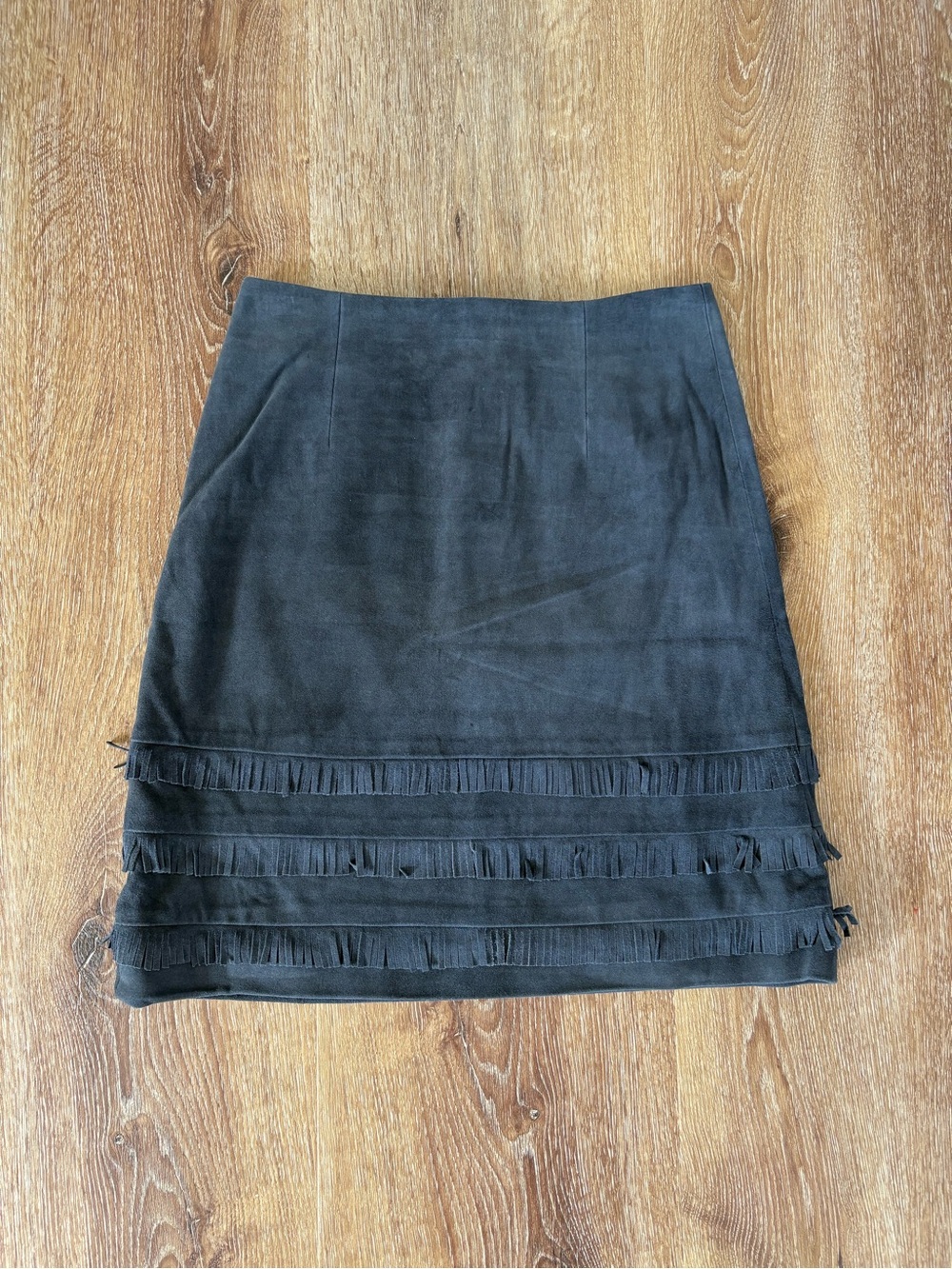 Kookai Genuine Suede Fringe Mini Skirt in Midnight Size EUR 34 /US 2| Fall, Chic